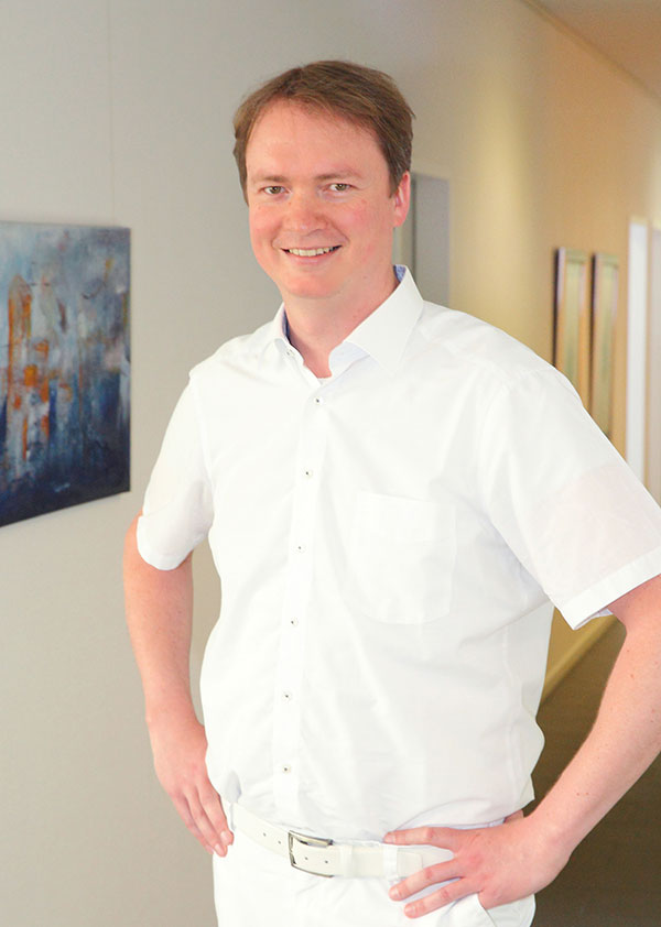 Dr. med. Robert Merz